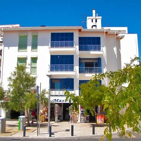 Front View 2 Bedroom Alvorada At Da Rocha